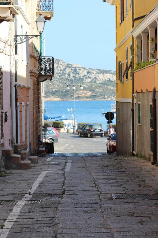 Clelia'S Boutique Rooms & Suites La Maddalena  Exterior foto